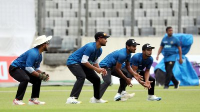 বাংলাদেশ দলের অনুশীলনের ফাইল ছবি।