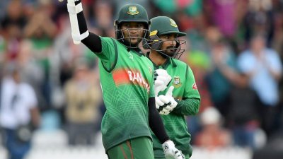 কানাডার গ্লোবাল টি-টোয়েন্টিতে সাকিব-লিটন।