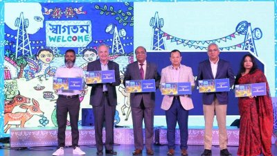 উদ্বোধনী অনুষ্ঠানে অতিথিরা