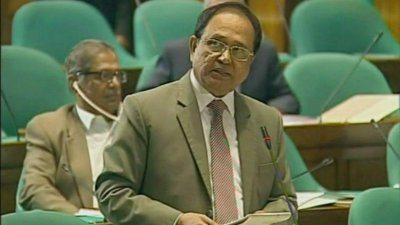 সংসদ অধিবেশনে বক্তব্য রাখছেন কাজী ফিরোজ রশীদ (ফাইল ফটো)