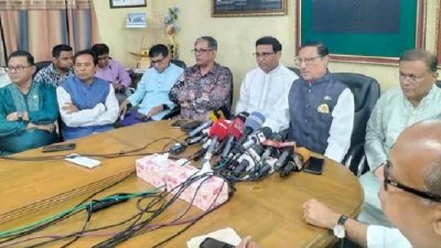 দলের সম্পাদকমণ্ডলীর সভায় কথা বলছেন ওবায়দুল কাদের