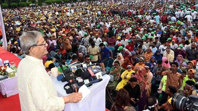 বরিশালে তারুণ্যের সমাবেশে বক্তব্য দেন মির্জা ফখরুল ইসলাম আলমগীর
