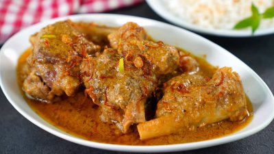 খাসির মাংসের রেজালা। ছবি- আয়েশা সিদ্দিকা