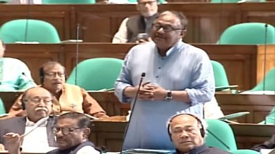 সংসদে বাণিজ্যমন্ত্রী টিপু মুনশি (ছবি: বিটিভির ভিডিও থেকে)