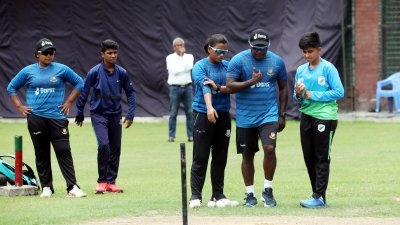 নারী ক্রিকেটারদের অনুশীলন, ফাইল ছবি।