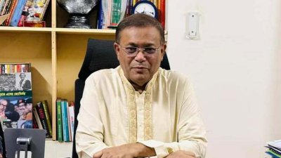 মিন্টো রোডের সরকারি বাসভবনে সাংবাদিকদের বিভিন্ন প্রশ্নের জবাব দেন তথ্য ও সম্প্রচারমন্ত্রী ড. হাছান মাহমুদ