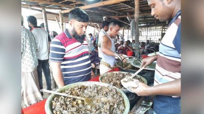 রাজশাহীতে জনপ্রিয় হয়ে উঠেছে কালা ভুনা