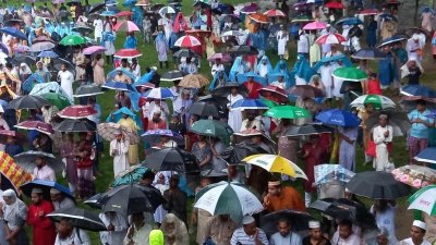 শোলাকিয়ায় ঈদের জামাত