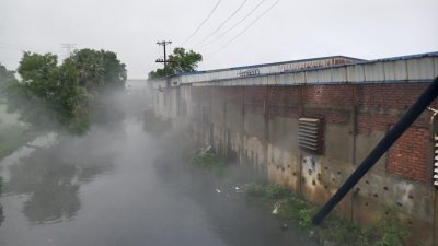 পোশাক কারখানায় অগ্নিকাণ্ড