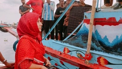 অভিযান চালান উপজেলা সহকারী কমিশনার (ভূমি) মাহামুদা জাহান