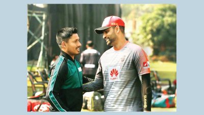 আশরাফুলের সঙ্গে তামিম।