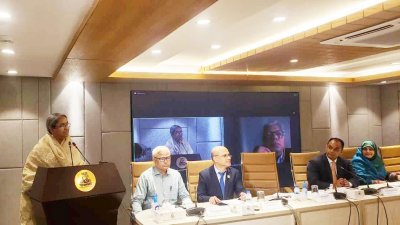 কাজে যোগ দেওয়ার পর একজন শিক্ষার্থী চার সপ্তাহের কোর্স করবে