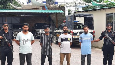গ্রেফতার চার আসামি