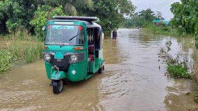 সুনামগঞ্জে বন্যা পরিস্থিতির অবনতি (ছবি: জেলা প্রতিনিধি)