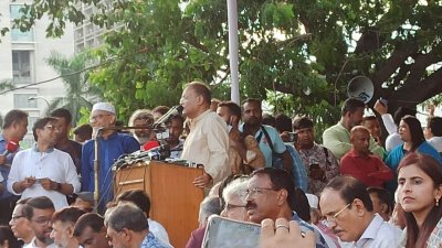 শান্তি সমাবেশে আওয়ামী লীগের যুগ্ম সাধারণ সম্পাদক ড. হাছান মাহমুদ (ছবি: মাহফুজ সাদি)