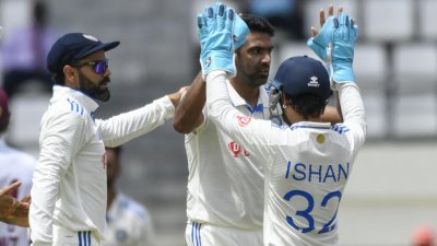 বিরল কীর্তি গড়েছেন অশ্বিন।