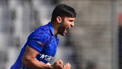 আফগান অলরাউন্ডার আজমতউল্লাহ ওমরজাই।
