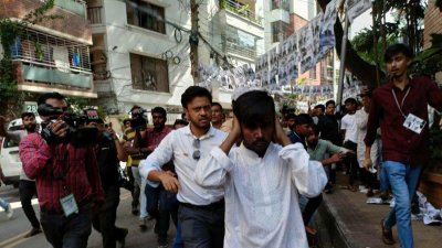হিরো আলমের ওপর হামলা