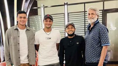 ফ্র্যাঞ্চাইজি লিগ খেলতে দেশ ছাড়লেন তাসকিন, সাকিব ও মুশফিক
