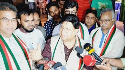 সিলেট শিল্পকলা একাডেমিতে বক্তব্য দিচ্ছেন পররাষ্ট্রমন্ত্রী ড. এ কে আব্দুল মোমেন