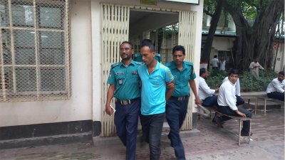 পুলিশের হেফাজতে আসামি মো. হৃদয়