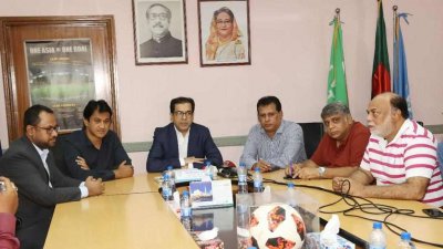 বাফুফের কমিটির বৈঠকে কাজী নাবিল আহমেদ