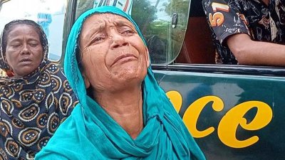 নিহত কিশোরের মায়ের কান্না