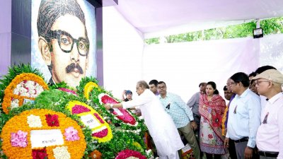 শেখ কামালের জন্মবার্ষিকীতে সংস্কৃতি মন্ত্রণালয়ের শ্রদ্ধা