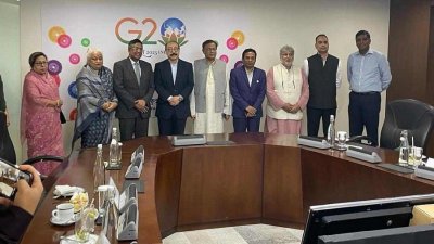 পীযূষ গয়ালের পার্লামেন্ট কার্যালয়ে অনুষ্ঠিত বৈঠকে আওয়ামী লীগ প্রতিনিধি দলের নেতারা
