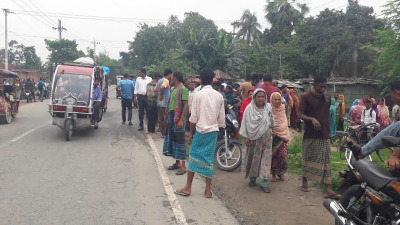 দিনাজপুরে ট্রাকের ধাক্কায় প্রাণ গেলো সাইকেল আরোহীর