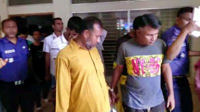 ধর্ষণের পর এক শিশুকে হত্যায় তিন জনকে যাবজ্জীবন কারাদণ্ড দিয়েছেন আদালত