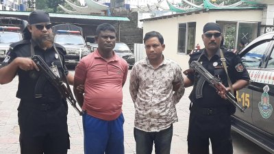 গ্রেফতার দুই আসামি