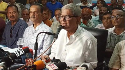 ঠাকুরগাঁওয়ে দোয়া মাহফিল ও আলোচনা সভায় বক্তব্য দেন মির্জা ফখরুল