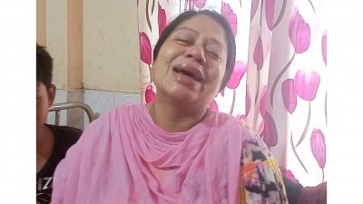 সন্তান হারানোর শোকে ভেঙে পড়েছেন মা আয়েশা বেগম