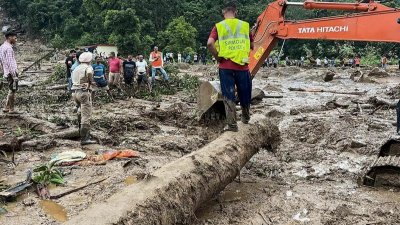 বর্ষা শুরু হওয়ার পর থেকে ৫৫ দিনে হিমাচলে ১১৩টি ভূমিধসের ঘটনা ঘটেছে। ছবি: এনডিটিভি