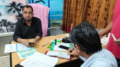 অমর শীল নামে এক ভুয়া চিকিৎসককে দুই বছরের বিনাশ্রম কারাদণ্ড দিয়েছেন ভ্রাম্যমাণ আদালত