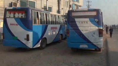 চন্দ্রাগামী তাকওয়া পরিবহন বাসের ধাক্কায় আরিফের মাথা ফেটে ঘটনাস্থলেই নিহত হন
