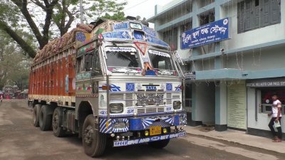 মঙ্গলবার বিকাল ৩টা পর্যন্ত বন্দর দিয়ে ১৫ ট্রাক পেঁয়াজ আমদানি হয়েছে