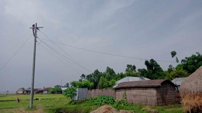 নাগেশ্বরী উপজেলার নারায়ণপুর ইউনিয়নের কয়েকটি এলাকায় গত এক মাসের বেশি সময় ধরে বিদ্যুৎ সরবরাহ বন্ধ আছে