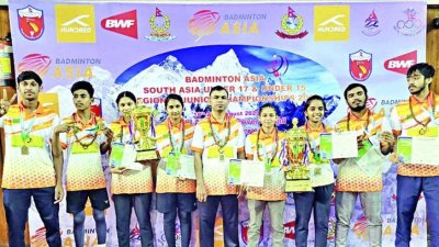 বাংলাদেশের পদকজয়ী শাটলাররা (সংগৃহীত)