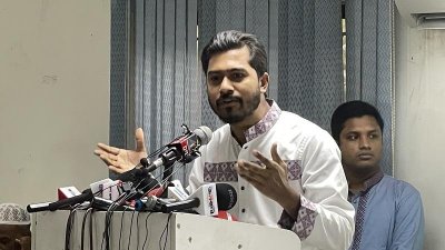 ড. ইউনূসকে নিয়ে খেলা বন্ধ করতে হবে: নুর
