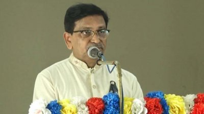 দলীয় সমাবেশে বক্তব্য রাখছেন মাহবুবউল আলম হানিফ (ফাইল ফাটো)