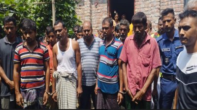 গাঁজা সেবনের আসর বসিয়ে অসংলগ্ন আচরণ করায় বাবা-ছেলেসহ ছয় জনকে বিভিন্ন মেয়াদে কারাদণ্ড ও জরিমানা