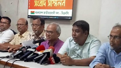 সংবাদ সম্মেলনে কর্মসূচি ঘোষণা করেন রুহুল কবির রিজভী