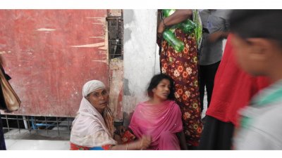 নিহতের স্বজনদের আহাজারি