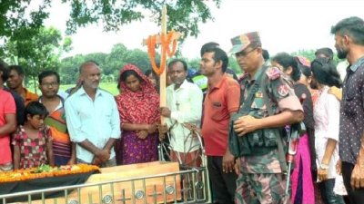 বীর মুক্তিযোদ্ধা রবীন দফাদার বার্ধক্যজনিত কারণে মৃত্যুবরণ করেন
