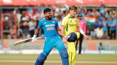 শ্রেয়াস ম্যাচসেরা ইনিংস খেলেন