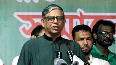 বক্তৃতা করছেন  আ ফ ম বাহাউদ্দিন নাছিম