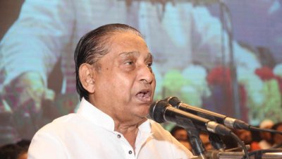 আওয়ামী লীগের সভাপতিমণ্ডলীর সদস্য মোফাজ্জল হোসেন চৌধুরী মায়া