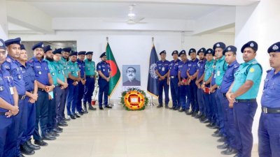 ট্রাফিক অ্যান্ড ড্রাইভিং স্কুলে (টিডিএস) অনুষ্ঠিত সেমিনার
